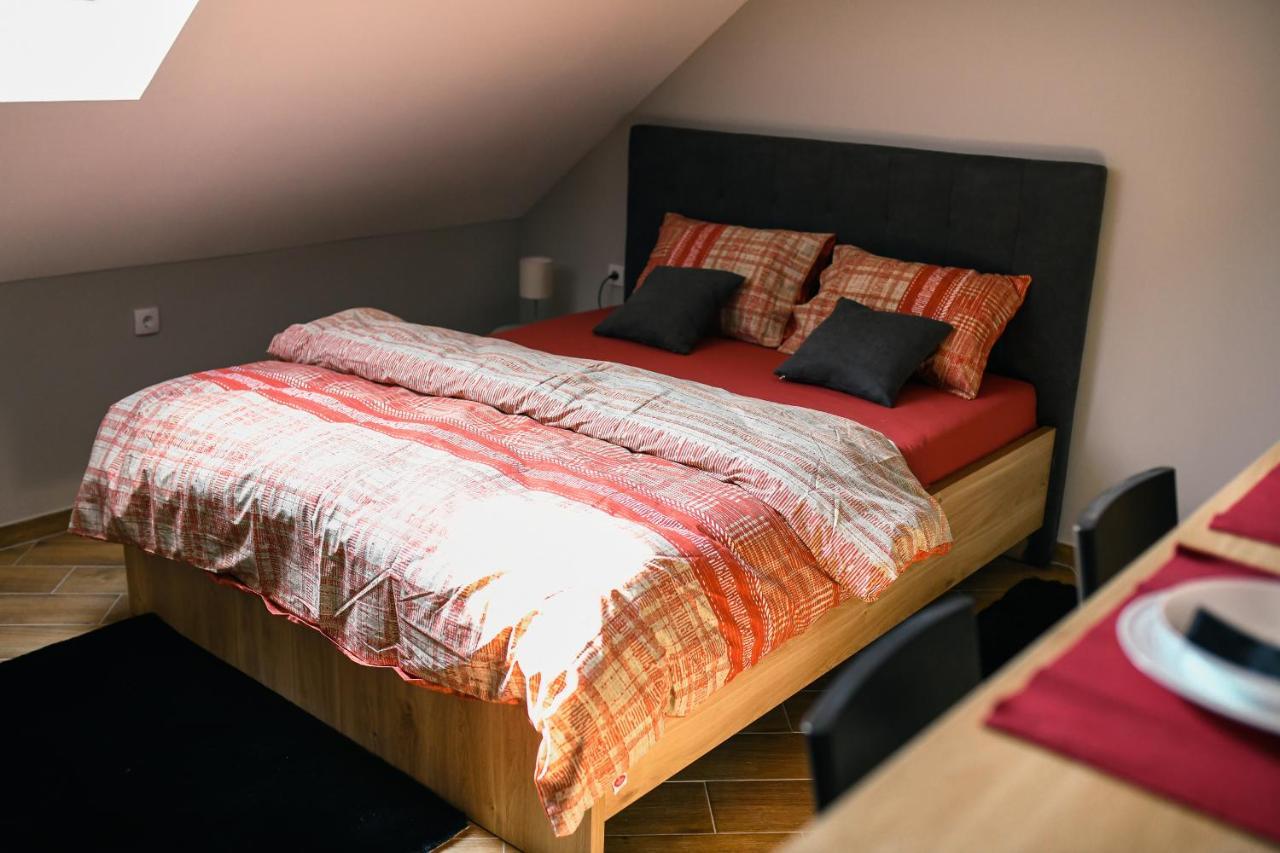 Manoir Apartments City Center Novi Sad Bagian luar foto