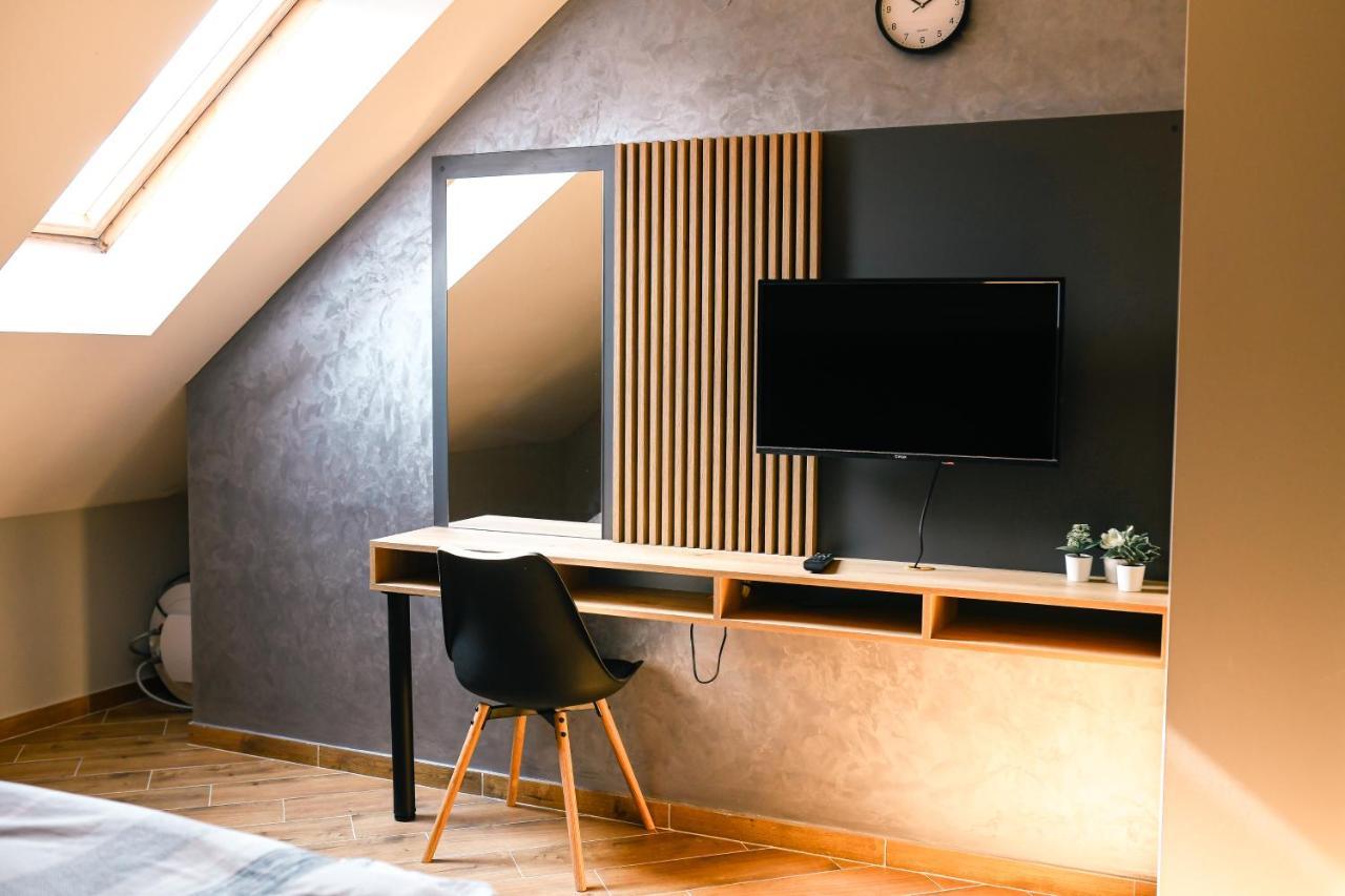 Manoir Apartments City Center Novi Sad Bagian luar foto