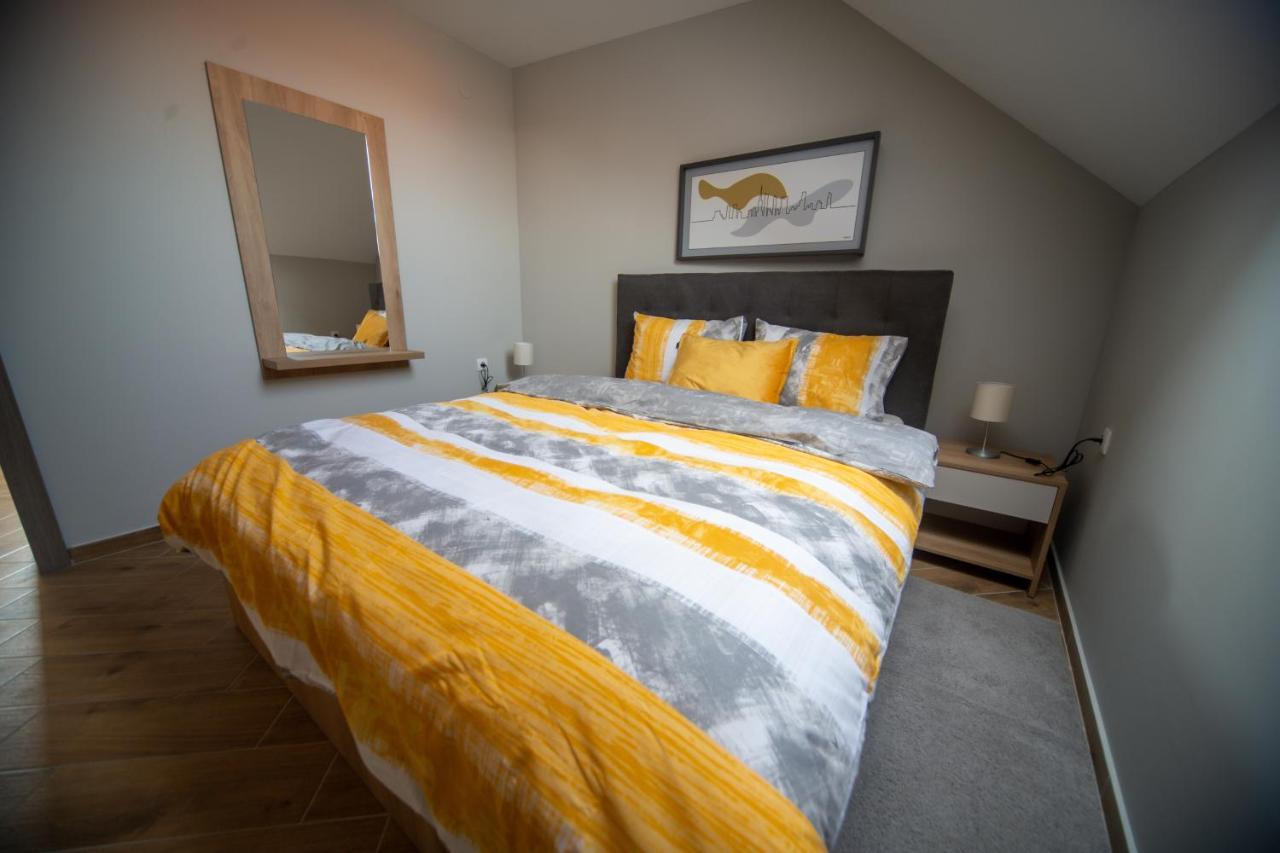 Manoir Apartments City Center Novi Sad Bagian luar foto