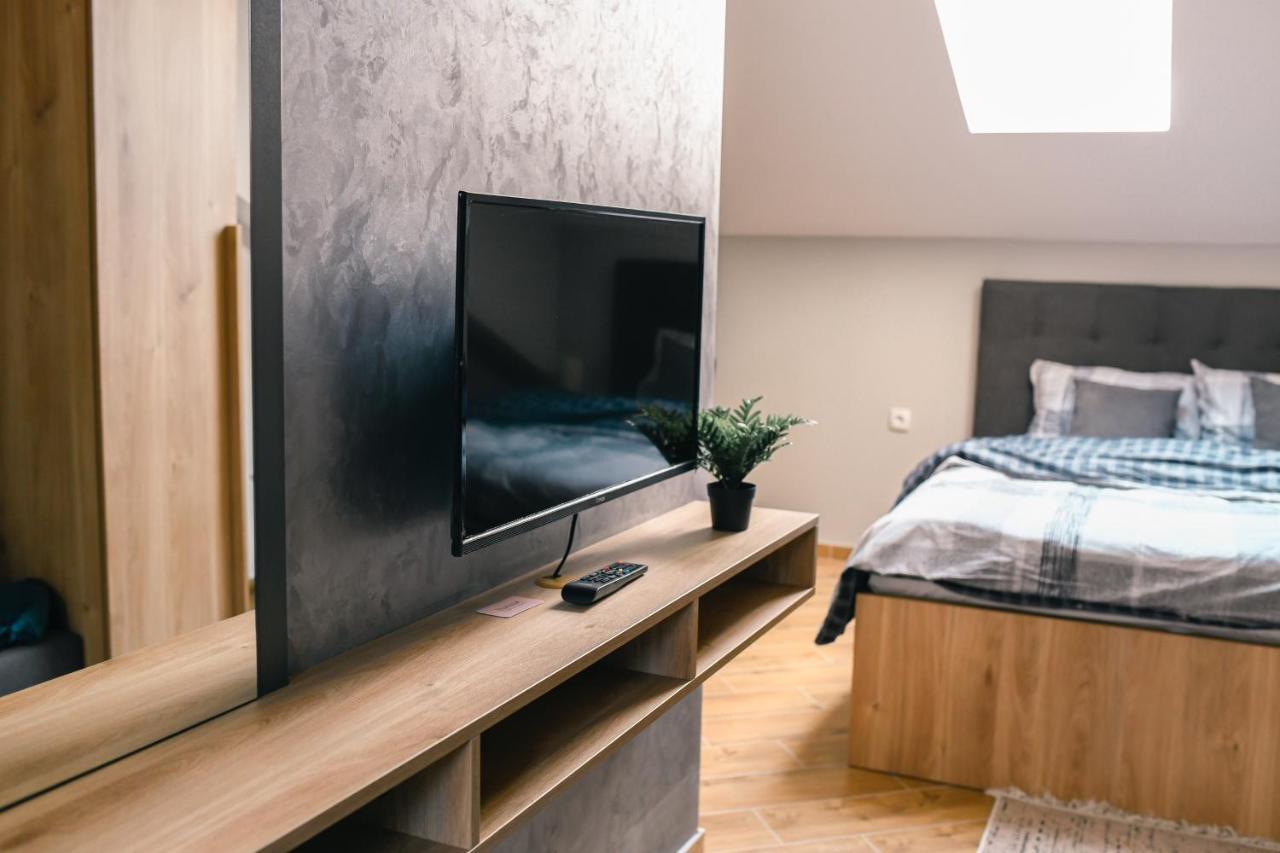 Manoir Apartments City Center Novi Sad Bagian luar foto