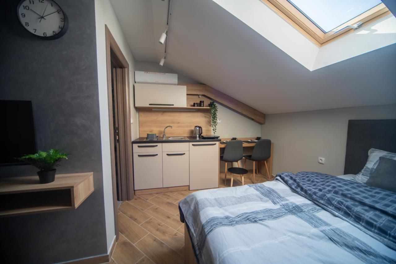 Manoir Apartments City Center Novi Sad Bagian luar foto
